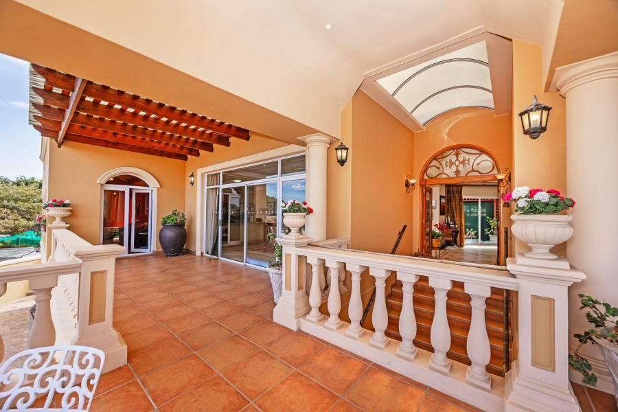 4 Bedroom Property for Sale in Plattekloof Western Cape
